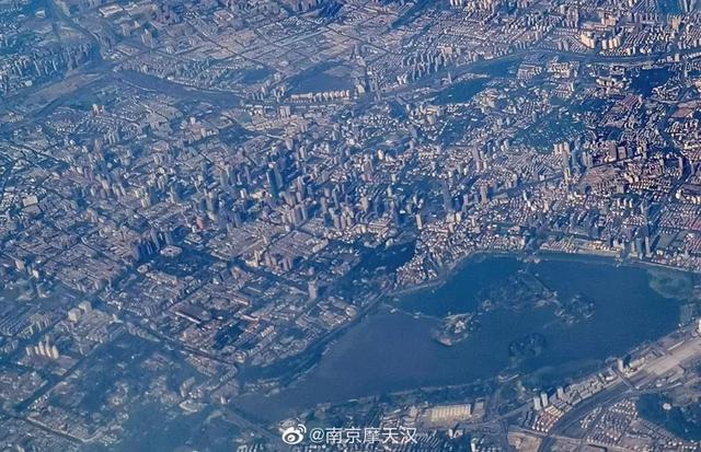 赞爆!空中视角俯瞰南京主城