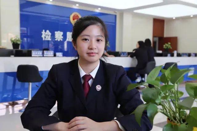 比起其他来内蒙交流的同事来说,作为检察官助理的我,算是资历尚浅