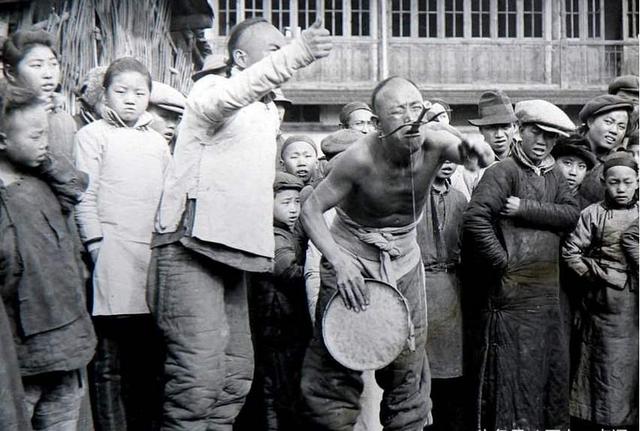 清朝为什么会灭亡？鲁迅：看清朝人走路的样子