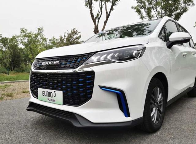 试驾上汽MAXUS EUNIQ插电混动SUV/MPV，谁更适合家用?