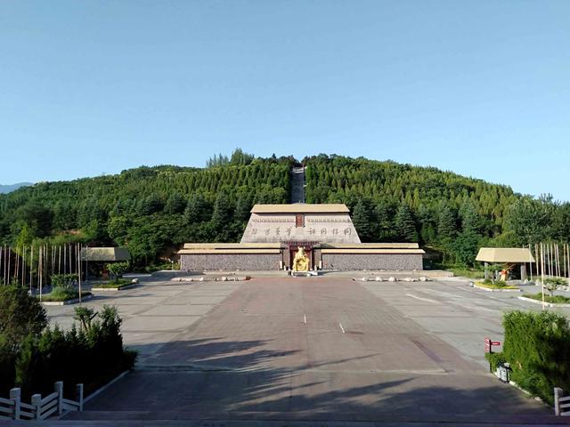 拜谒宝鸡常羊山炎帝陵