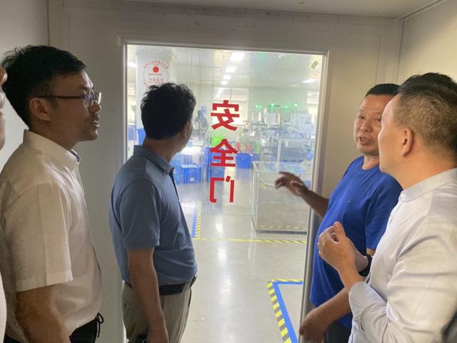 企业新闻｜江苏信诺医药与国药集团领导一行莅临公司考察达成合作