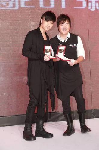 曾经的内地天王孙楠：三段十年感情，看似长情却因此丢了事业