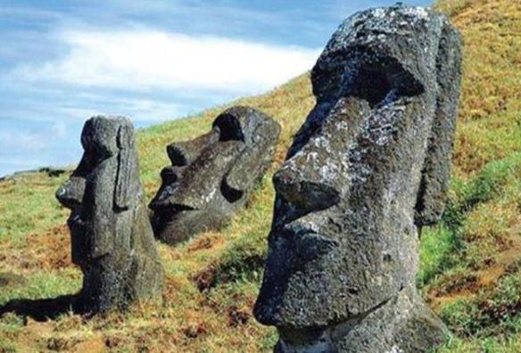 1000多座人形石像出现在岛上，出自何人之手，到底有什么秘密？