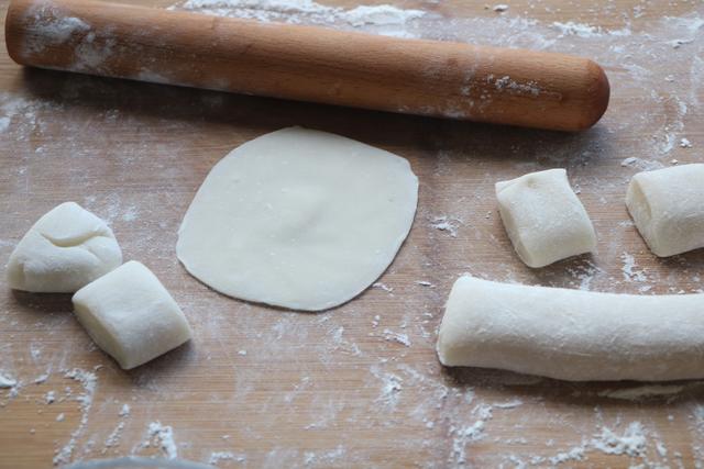 立秋后，我家最爱的甜点，蒸一蒸就搞定，孩子家人都爱吃，馋哭了