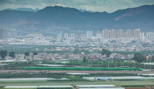 铁路暑运开启！增开昆明至大理、普者黑等多对