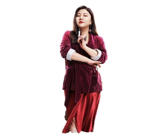 回应|杨天真回应要做切胃手术 对自己外形很满意只是做微创手术