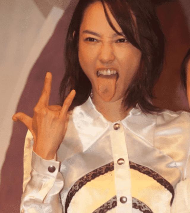 这些图片向你解释：为何白百何被称“女版陈冠