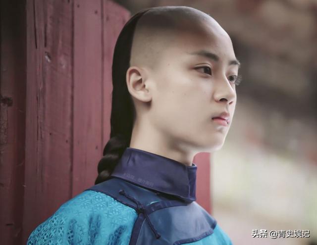 “梁怀吉”有多深藏不露？背着观众演过这么多