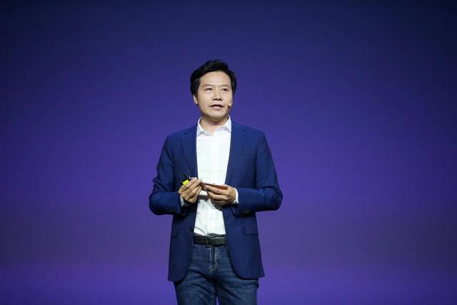 福布斯公布全球2000强上市公司，中国占367家，小米表现抢眼