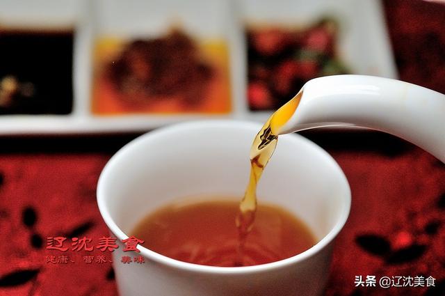 吃螃蟹要防寒，四个不能吃的部位，知道在哪里吗？