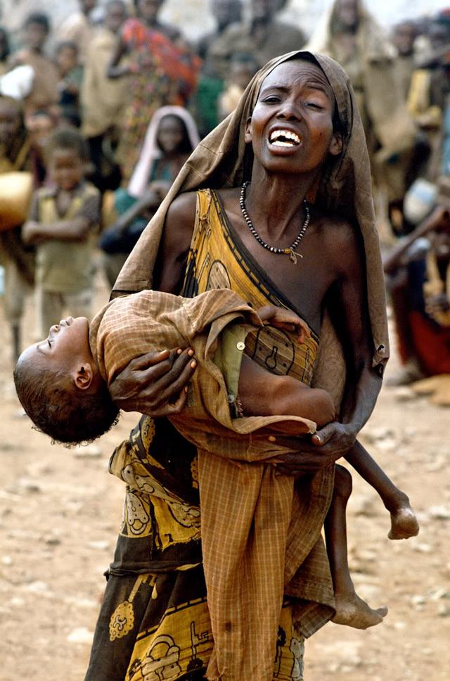 全球16亿人恐陷粮食危机每月万名儿童饿死女孩被迫卖淫