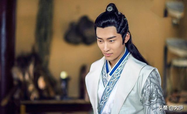 一不小心翻身上位的5位男二！冲着男主去的，最