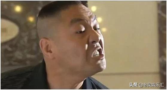 《征服》周国权现状，与爱犬游玩做网红主播，