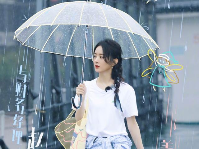 赵丽颖《中餐厅》筷子挑菜引热议，张亮发声回应事件，尽显高情商