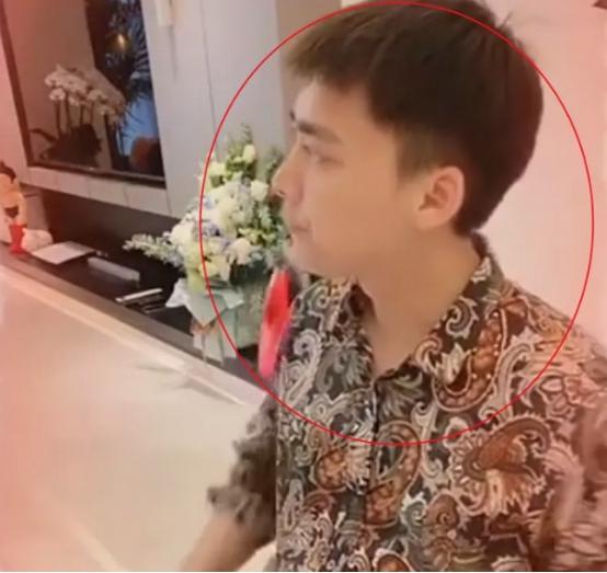 李易峰被问喜欢虞书欣吗？听完他的回答，网友