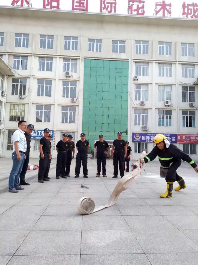 沭阳国际花木城展开“宁静出产月”消防练习训练