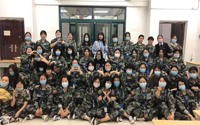 宿遷科技學(xué)校女子部始終為女生們精心打造和諧而溫馨的師生關(guān)系