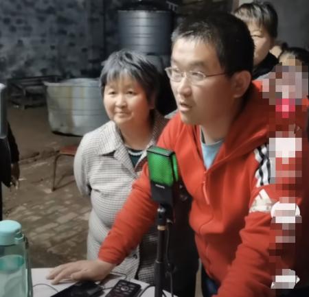 时隔十年之后，笑神姜涛直播连线《非你莫属》，助力湖北招聘专场