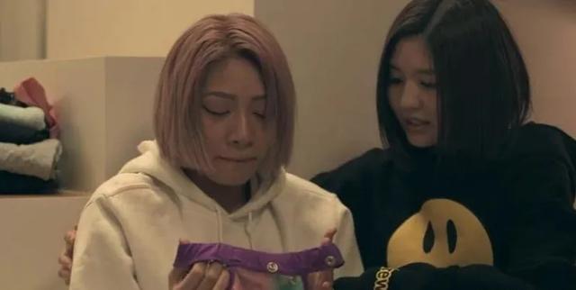 日本美少女摔跤手不堪网暴自杀，每天有上百条私信让她去死…