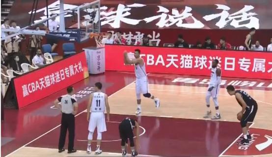 �׽����Բ��е��з���������������Ϊģ�º��¾����ɹ������Լ�