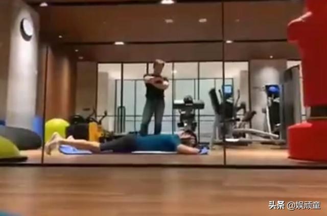 《奔跑吧》中郑恺回应多久能瘦下来，看到他的