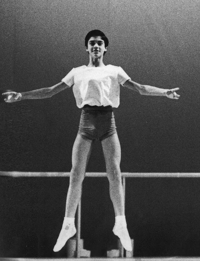 罗伯托·波雷于1975年3月26日出生于意大利北部的卡赛尔曼弗拉多市.