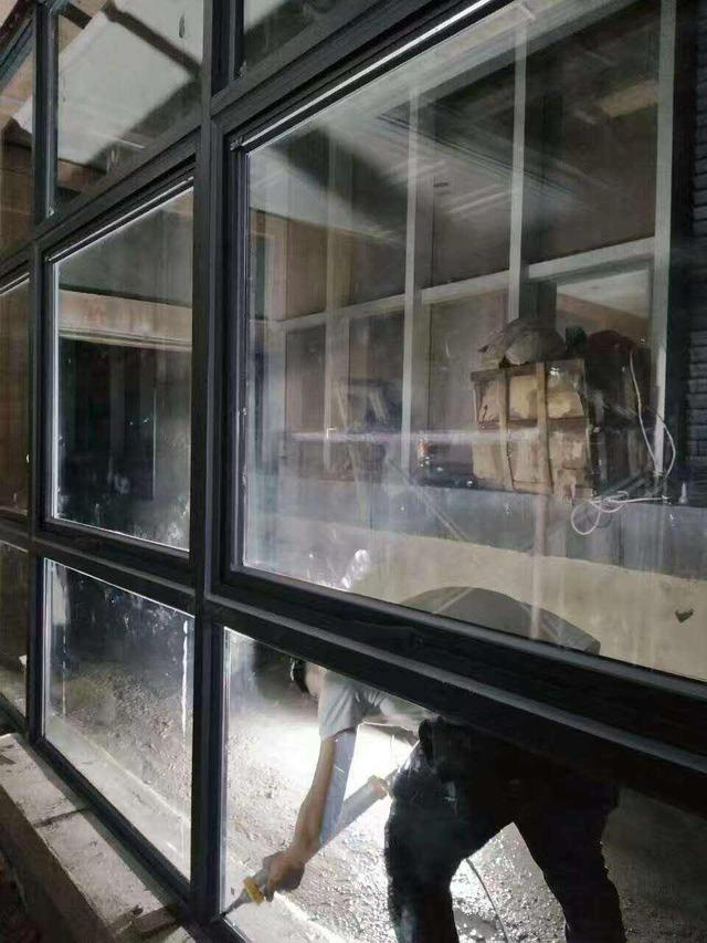 门窗装修只用2年就坏？老监工支招：5条验收黄金标准