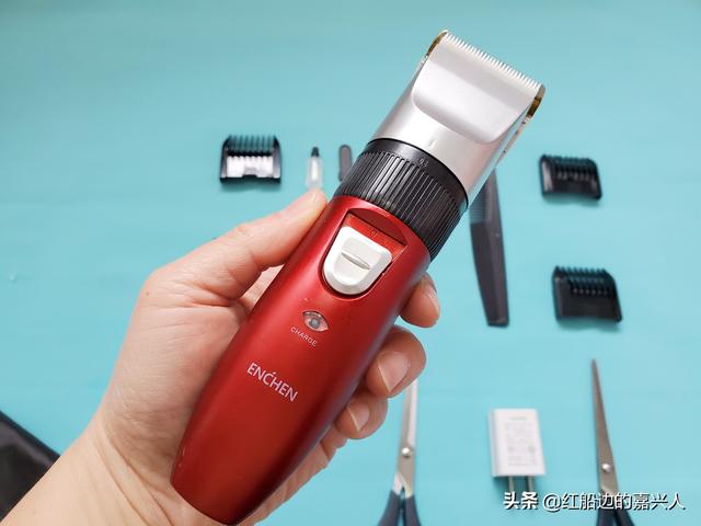 宅家自己来理发，小米有品映趣理发器简单体验