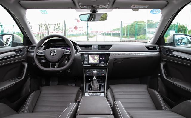 德系大众要“伤心”了，车尾带字母的B级车，跌破15w才月销260台