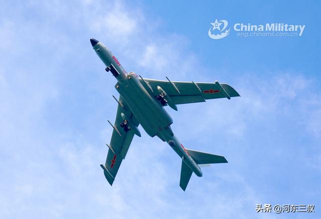 ͬ��50�����Ʒ�������ͺ�-6J�Ա�����B-52H�����߲����ж��