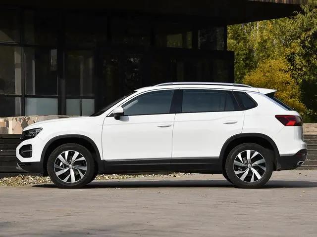 大眾這款四驅(qū)SUV，油耗低動(dòng)力強(qiáng)，降價(jià)后僅13.59萬起