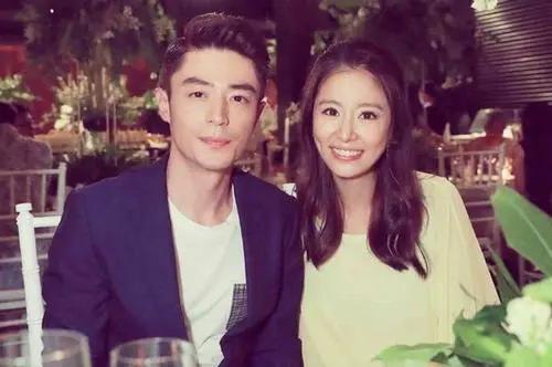 他是与胡歌并列的古装男神，代言被换、谣传逼婚，今40岁无戏拍