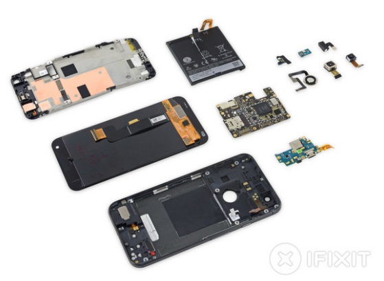 拆卸Google Pixel XL：HTC 代工生产，內部设计方案很“Google”