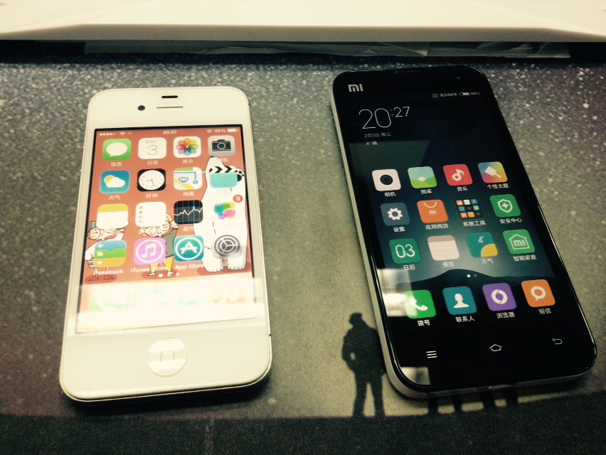 经典的碰撞---iphone4与小米2s