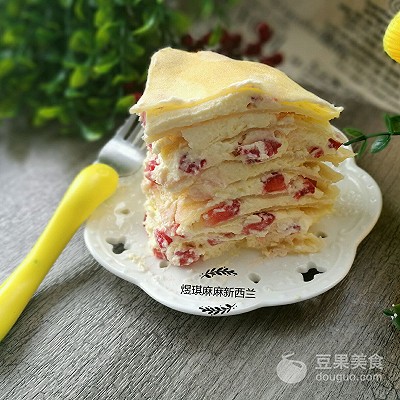 草莓千层糕的做法