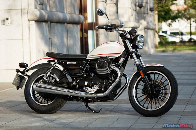 2016 Moto Guzzi V9 Roamer 新车发布