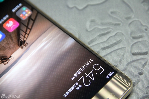 华为公司Mate 9 Pro真机高清图片赏：最漂亮的华为荣耀手机