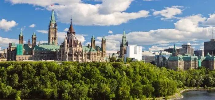 加拿大哪个城市最适合留学?