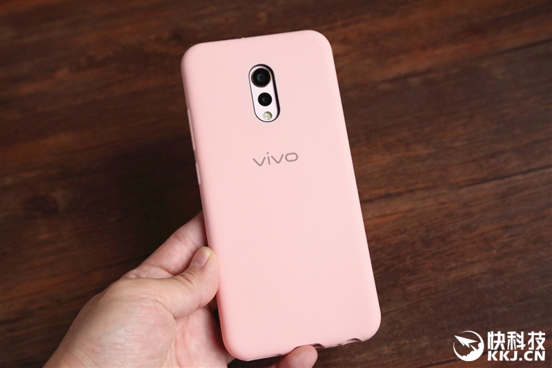 四曲面屏惊艳！vivo Xplay6深度评测：拍照很出彩