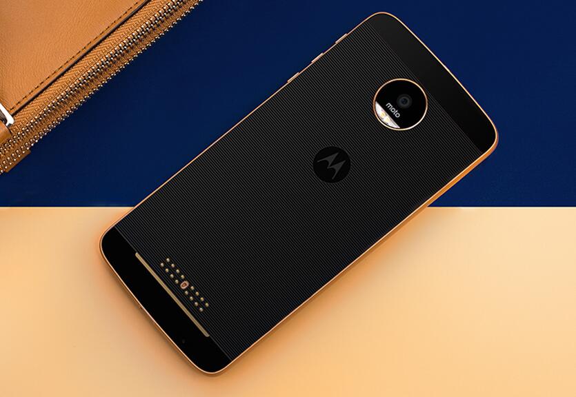 全世界“最残暴”机皇Moto Z：仅3377元