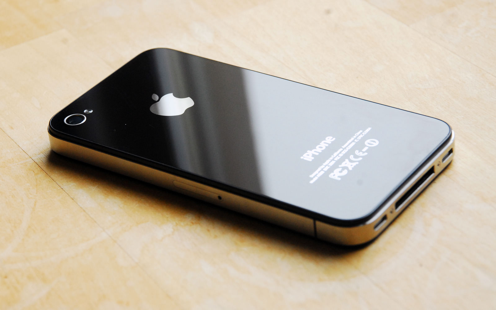 最經典的iPhone 4：现在是时候说一声再见