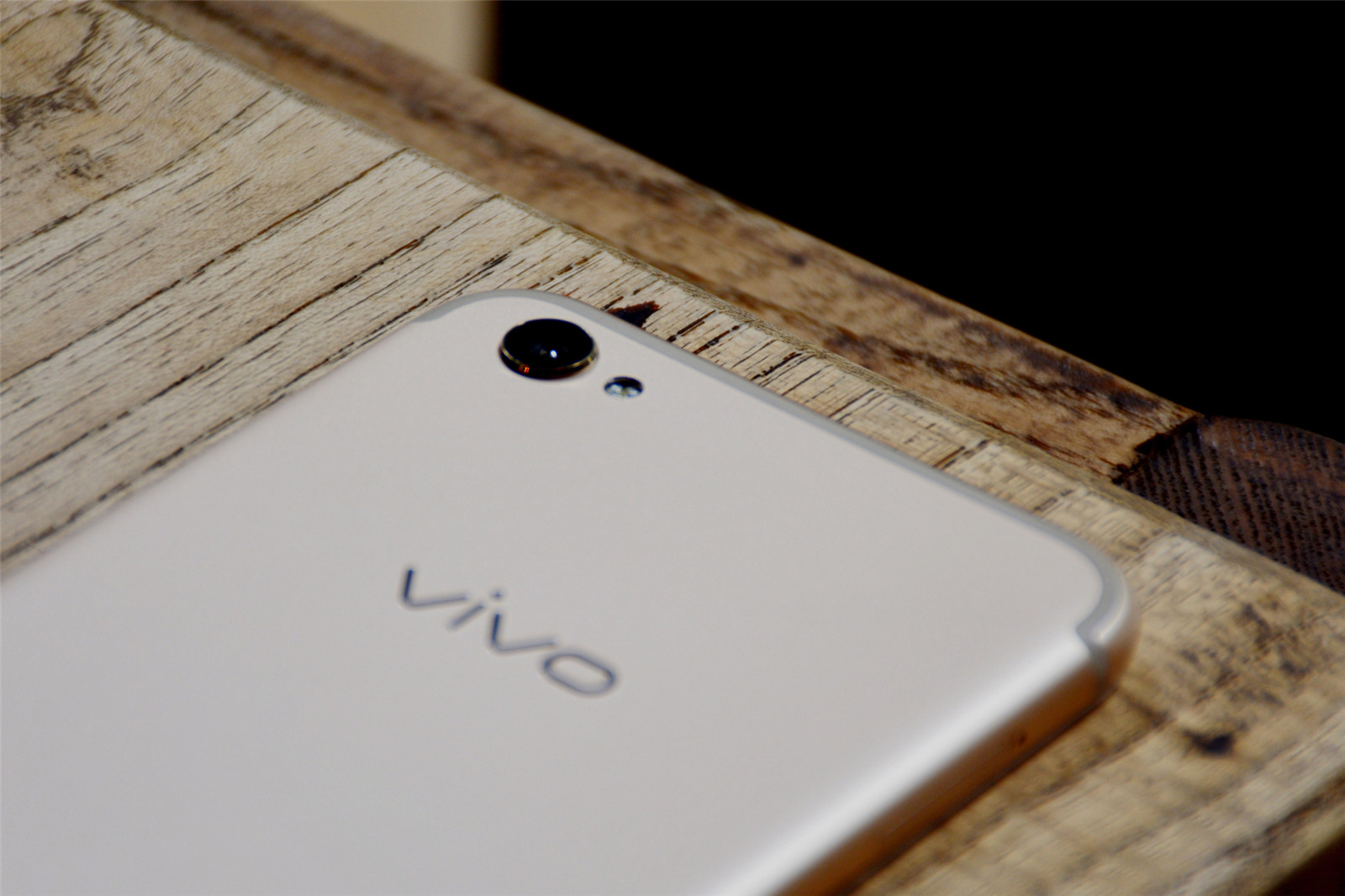 与生俱来的自拍天赋，妹子新欢 vivo X9 体验评测