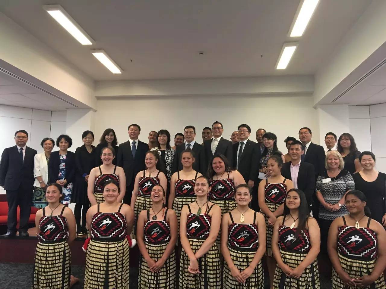 彰显中国图书魅力 加深中新友好合作 ——高教社在新西兰举办首届书展
