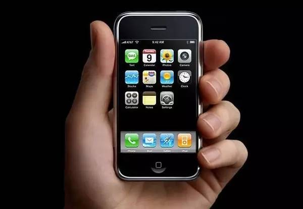 第一代未开封市iPhone价钱绝世，被炒成达到13万！