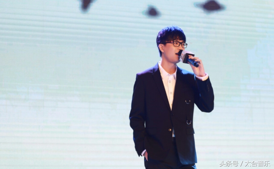 许嵩出席《神武2》全品牌代言发布会 新歌《今年勇》首曝