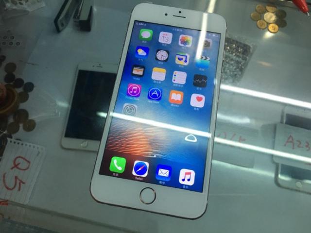 贪小便宜2500买的iPhone6s，见到开机画面一瞬间后悔了