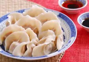 把“饺子”翻译成“dumpling”是一种文化侵略