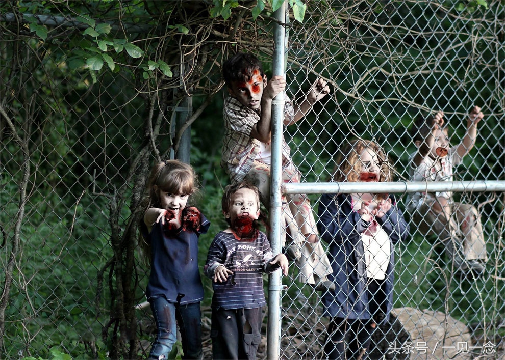 一组儿童版僵尸照，引发的高度争议