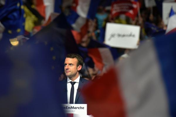法国总统候选人：欢迎与特朗普意见不合的美国人来法国生活